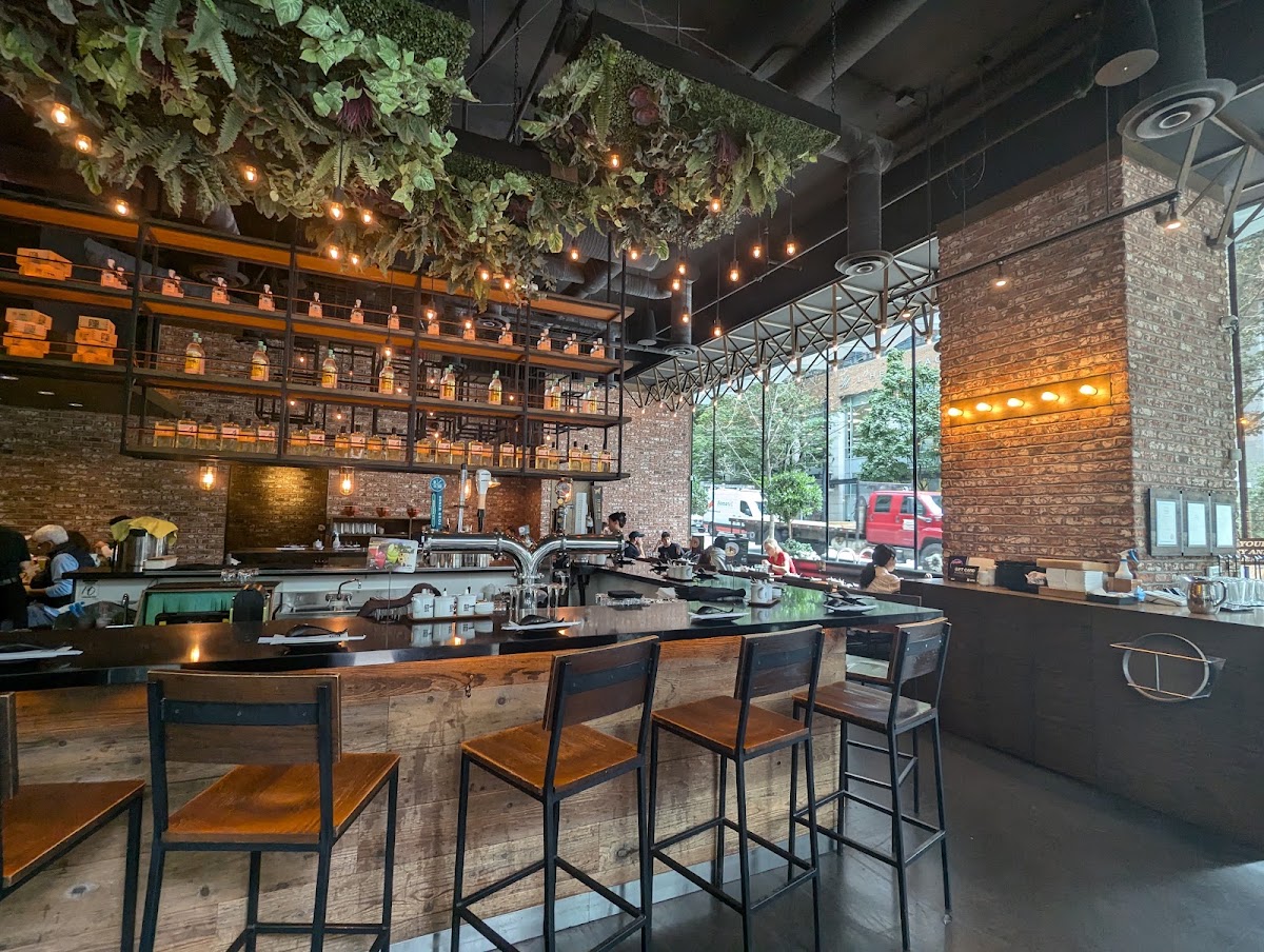 JINYA Ramen Bar, Vancouver: photo 2