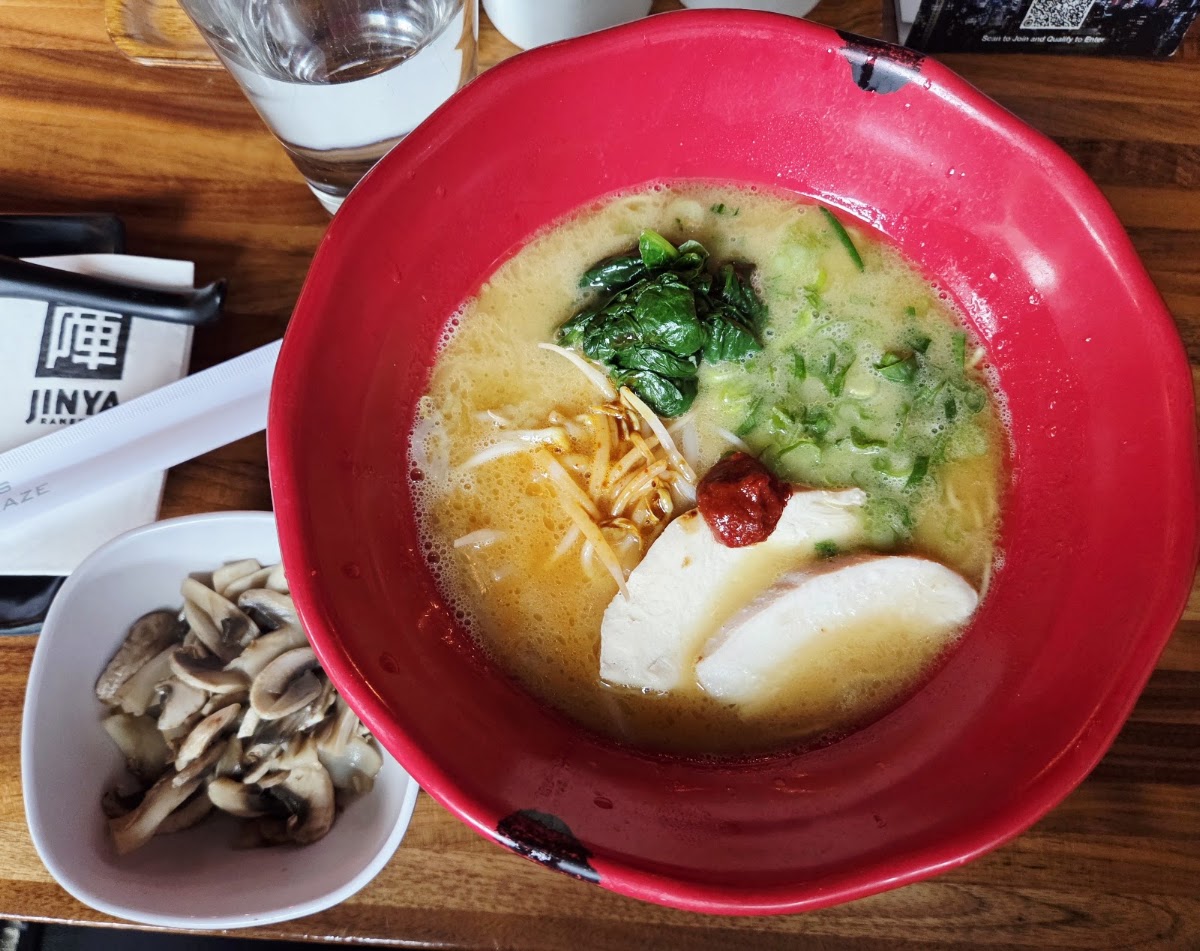 JINYA Ramen Bar, Vancouver: photo 7
