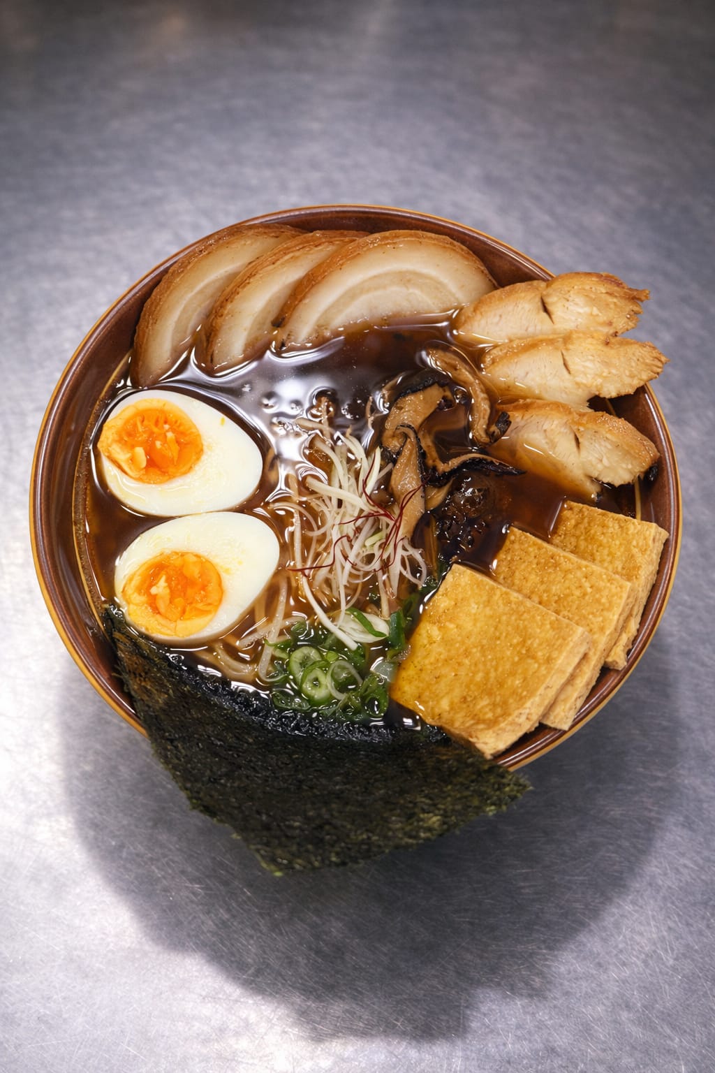 Bowl of shoyu ramen at Ronin Ramen, Lisbon