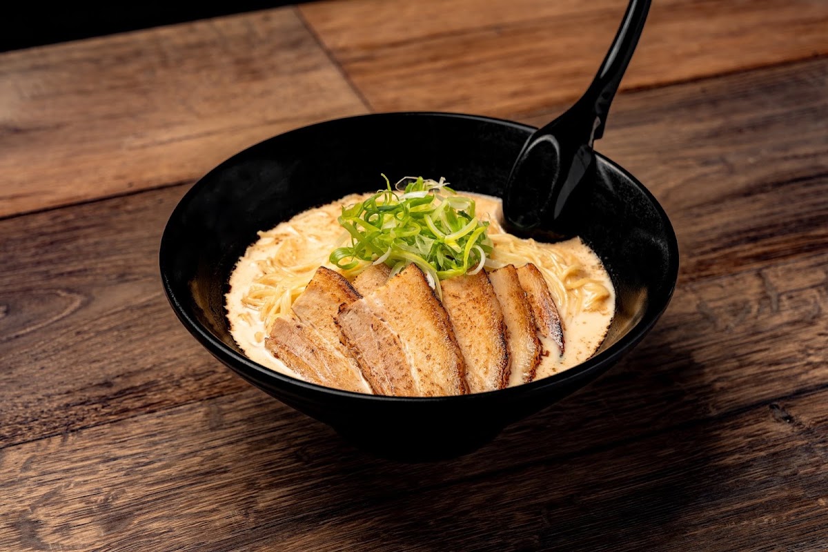 Slurpin Ramen Bar, Los Angeles: photo 8