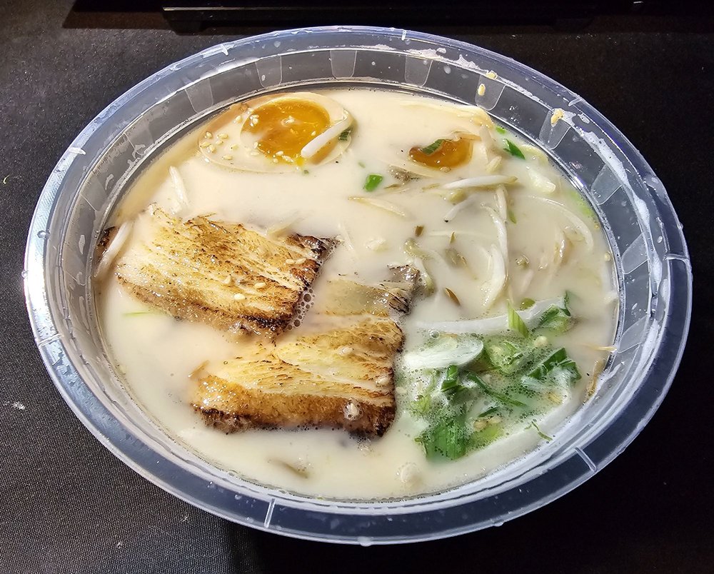 Issai Japanese Eatery, Toronto: photo 7