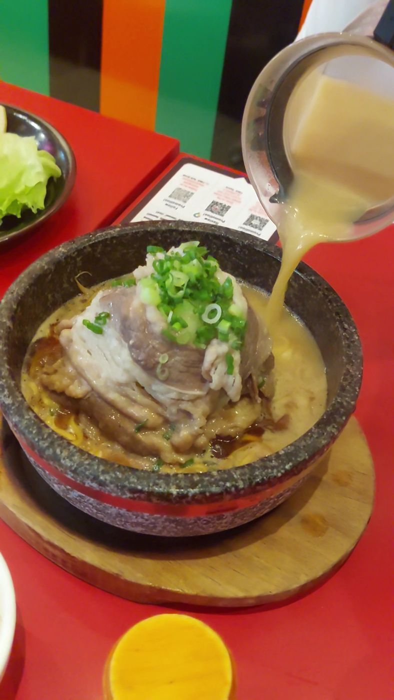 Tonkotsu Kazan, Singapore: photo 4