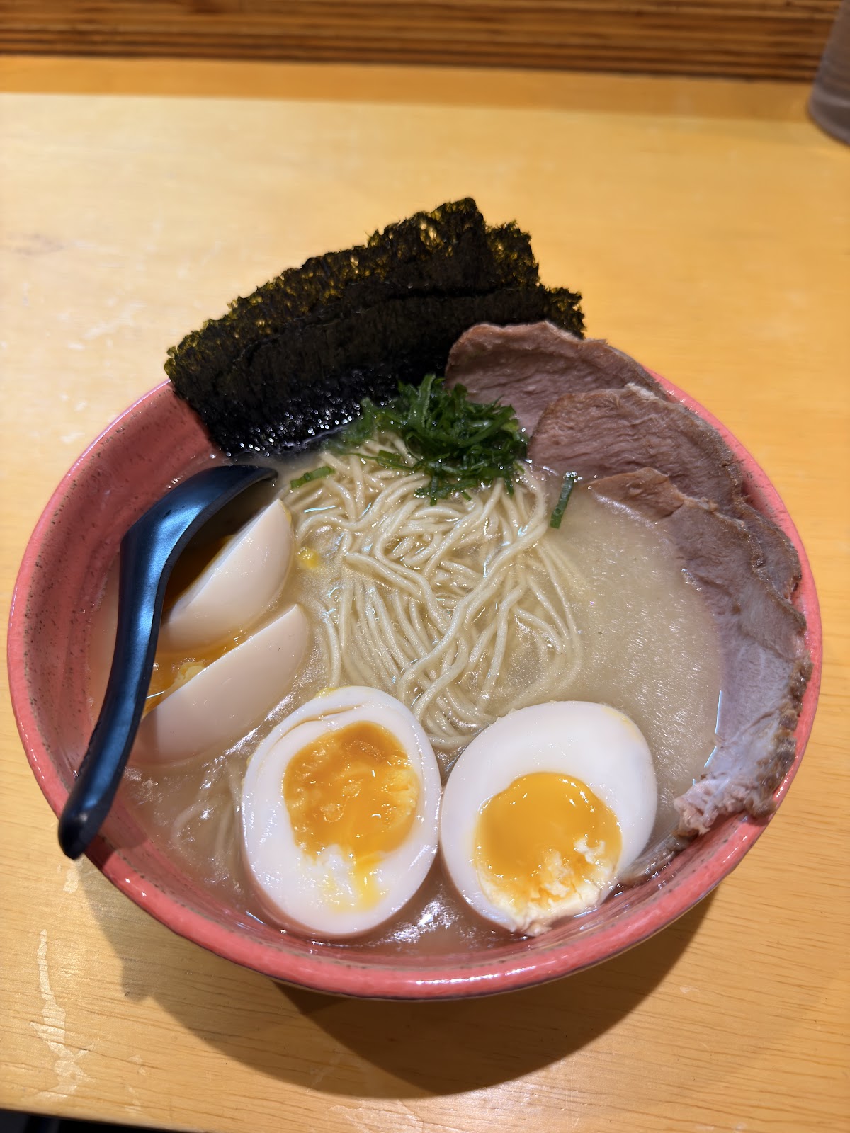 Bowl of shoyu ramen at Ichimon, Curitiba