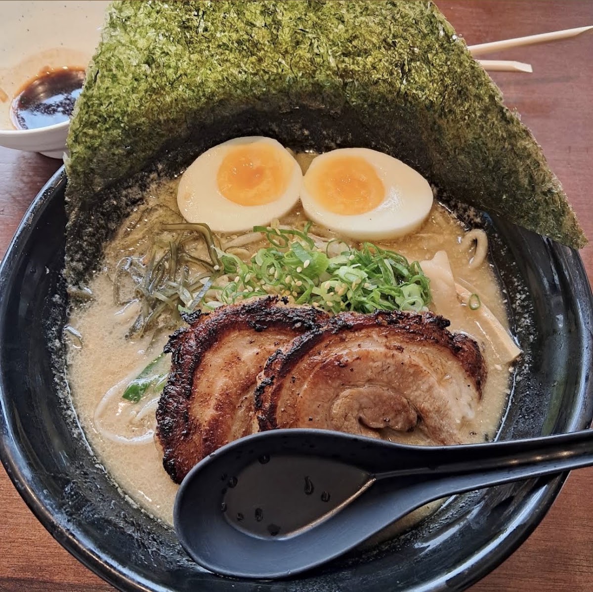 Bowl of shoyu ramen at Lamen Kazu, São Paulo